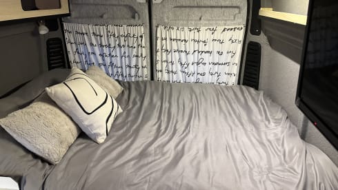 Ger’s buscamper  – Fiat Ducato bus camper OFF GRID 