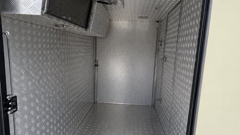 Motorcross / wegmotor  – Mercedes-Benz Alcove a 4 posti del 1987