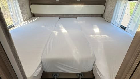 LMC Element T 758 G - Teilintegriertes Wohnmobil