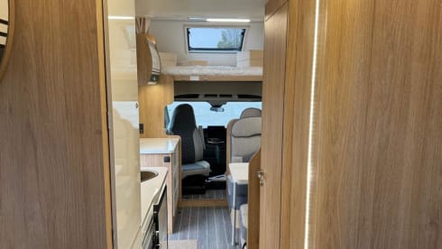 6 berth Roller Team Auto Roller 746