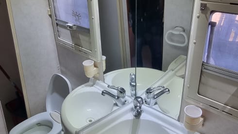 falcon – Fiat Camper Moncajo Attic - 7 Seats