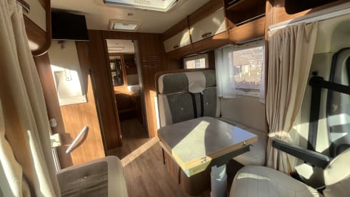 Nova – Nova - Luxury Camper - Spacious inside, compact outside!
