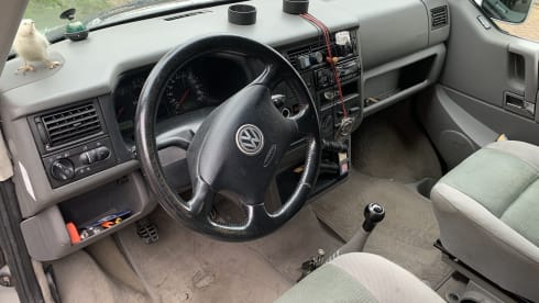 4p Volkswagen T4 camper