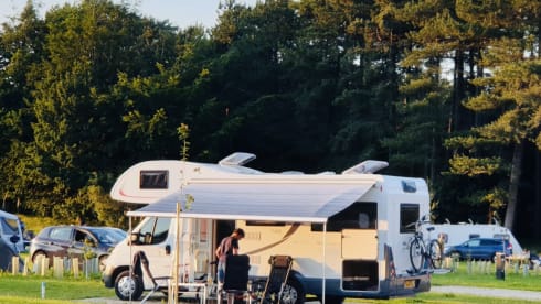 T33M GO – Rollerteam 746 - 6 Berth Motorhome