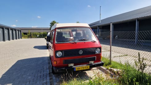 3p Volkswagen bus from 1982