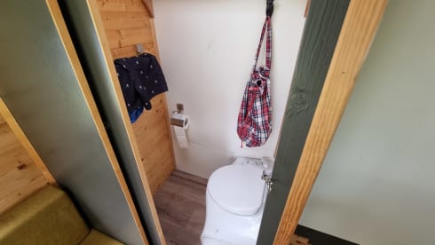 4p Dethleffs alcove from 1993