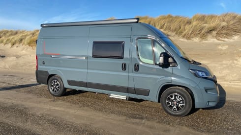 Rolly – 2p Roller Team bus uit 2025