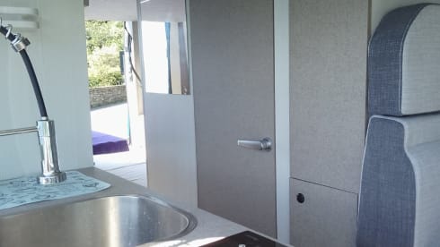 Honolulu Camper Van – Be one with nature with Honolulu Camper Van