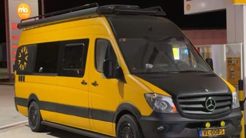 Vantastic 906 X-Adventure – 4p Mercedes-Benz bus from 2015