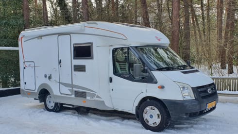 Luxe camper met alle voorzieningen