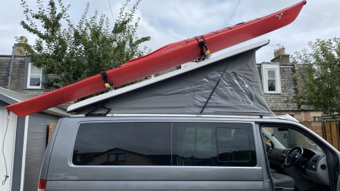Mando – 4 berth Volkswagen Kombi t5 Long Wheel Base with 2021 conversion 