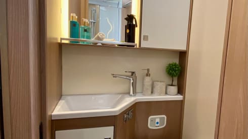 The Hilton – Looking for a Five Star hotel on wheels?? 