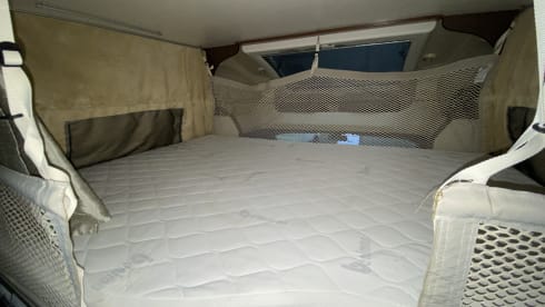 Fantastic 4-person luxury Ford Benimar