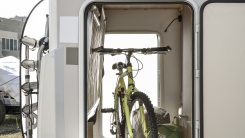 NXA – AutoRoller 707 4 Person Family Motorhome 