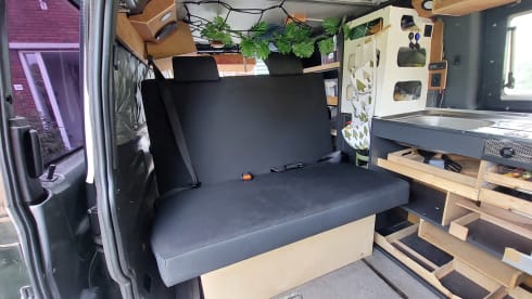4p Volkswagen campervan with lifting roof tent