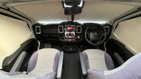 Van Diesel – 2 berth Peugeot semi-integrated from 2020