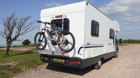 Oliver – Superb 6 berth Swift Motorhome
