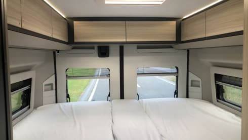 Adria Twin 640 SLB Supreme D AUTOMATIC