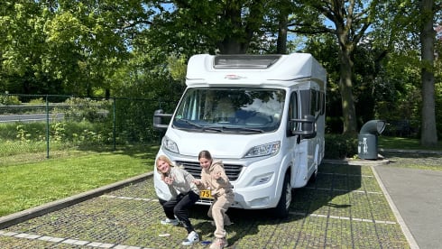 4p Carado semi-integrated from 2015