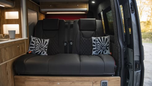 Ninja 2 – High spec Volkswagen T6.1 campervan
