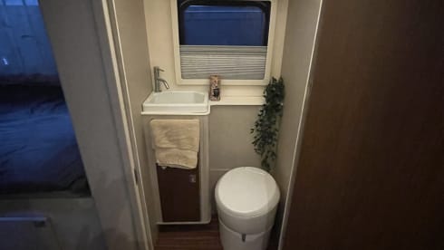 Schink – 5p Fiat semi-integrated uit 2021