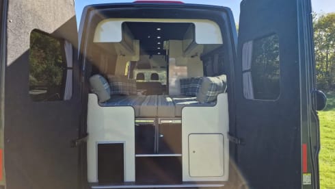 Dark night – 4 berth Volkswagen campervan from 2021