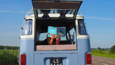 Eddie – 2p Volkswagen campervan from 1984