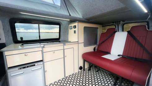 Doris – Fancy Doris? MB Vito Campervan!