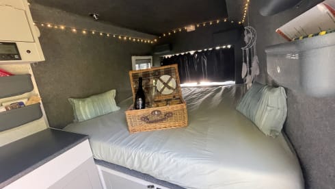 Meet Hermes – Hermes- Your Home on Wheels for Family Adventures – Off-Grid 3 Berth Camper | Pet Friendly | Drive-Away Awning