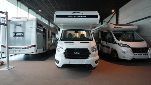 2. Ford Glamys 322 for 6 persons (model 2025)