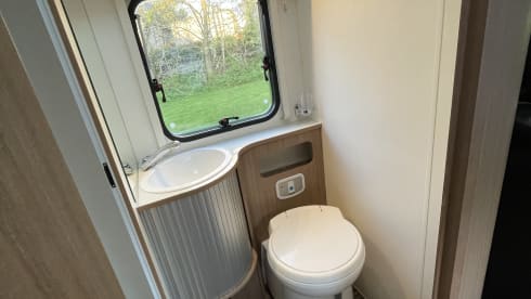 6 berth Sun Living A49DP