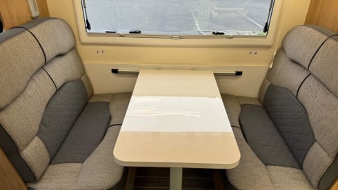 6 berth Roller Team Auto Roller 746