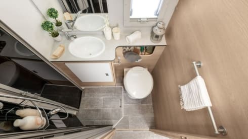 Zeitreise Wohnmobilvermietung No. 3 – GiottiLine Siena 385 Privilege