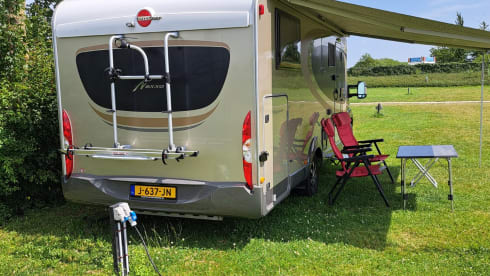 Burstner Nexxo, very spacious and very complete