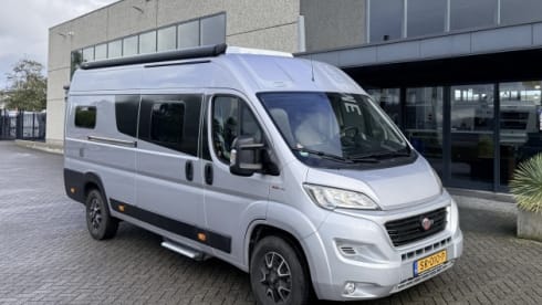 zeer nette en fijne Bürstner City CAR 640 C.