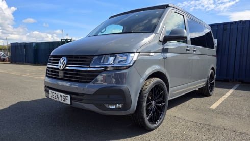 Volkswagen campervan met 4 slaapplaatsen vanaf 2024