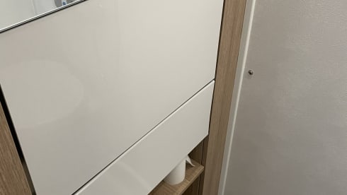 Louis V Line Sport – Nuovo Auto-Trail V Line 636 Sport