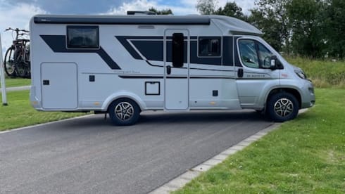 ADRIA COMPACT SUPREME