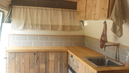 Russell – 2 berth Volkswagen campervan from 2002