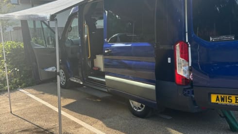 3 berth Ford bus from 2015