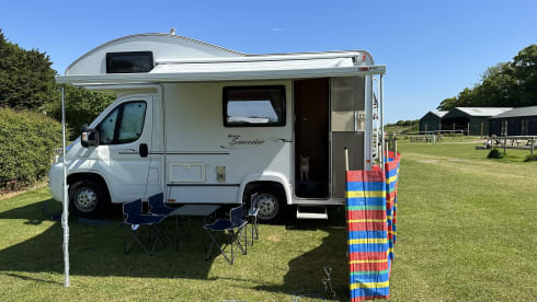 Gladdis – 4 berth Peugeot Elddis Sunseeker 100 from 2010