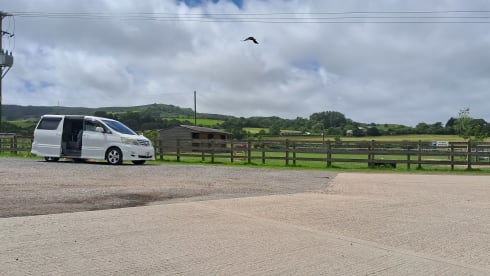 Reg  – Cosy Toyota Alphard | Fully-equipped, Adventure Ready | Isle of Wight
