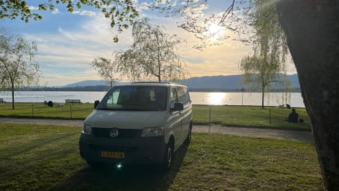 LEOPARD – Unique Volkswagen Camper (M+S Alpine tires and Euro 4!)