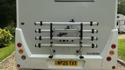 Safari – 4 berth Roller Team semi-integrated from 2025
