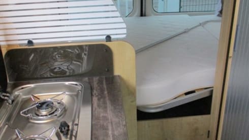 Campie – Campie - Super fun Campervan Renault Master Font Vendome 