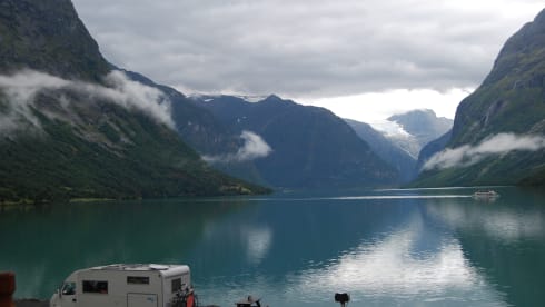 Freedom – Large family motorhome - Mobilvetta Euroyacht 175.