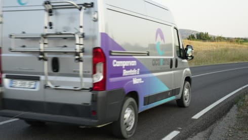 Van for 2 - Surftrip