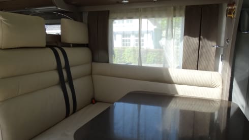 MOOPY (Mobile Office Opportunity) – Adria Matrix Supreme