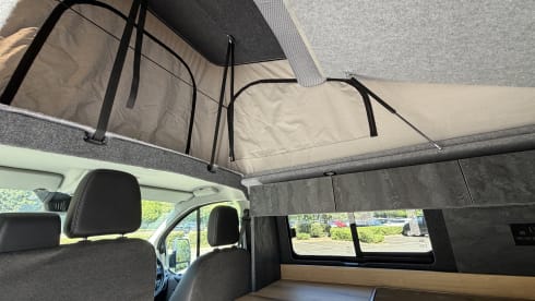 Midnight – Luxury Ford Transit Custom Pop-Top Camper | 4 Berth | Automatic