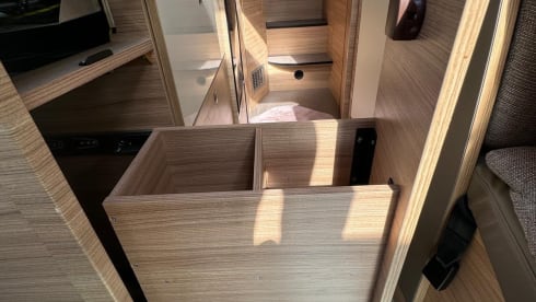 T6 – 2p Dethleffs semi-integrated from 2018